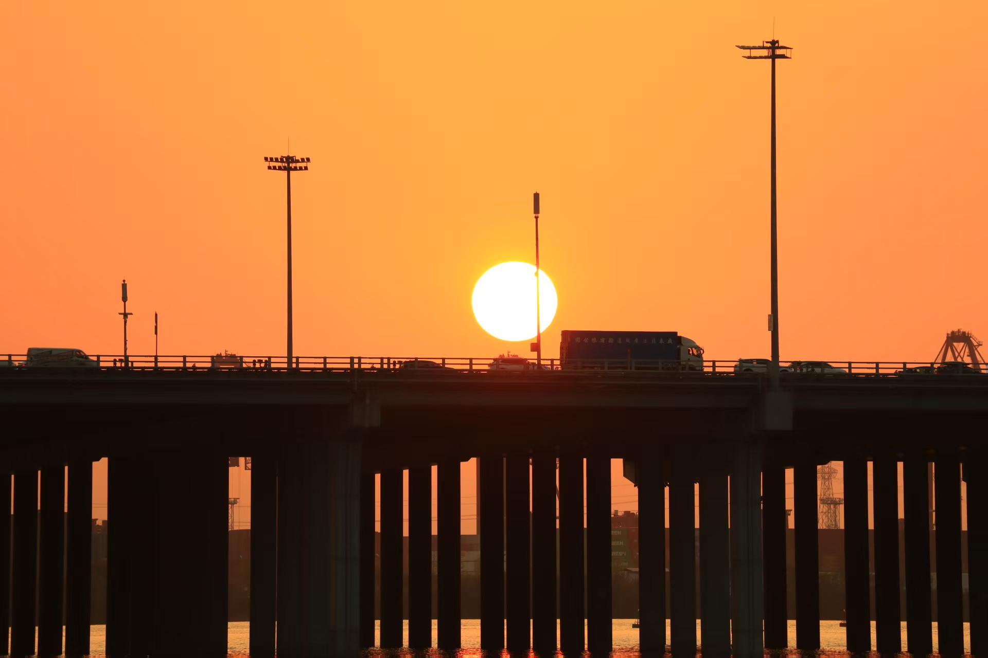 很喜欢周末的日落